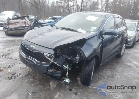 2018 Kia Sportage Lx z USA, uszkodzony, nr VIN KNDPMCAC6J7448216